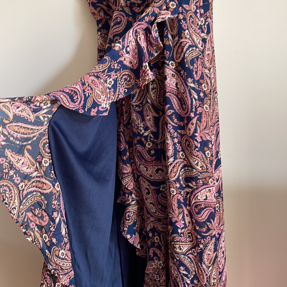 Multi Color Maxi Dress with Ruffles. Adjustable straps. - Picture 5 of 7